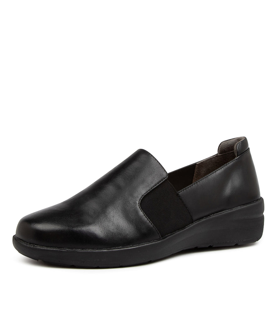 Women's Shoe, Brand Ziera Nannu in Wide in Black/ Black Sole Leather shoe image quarter turned