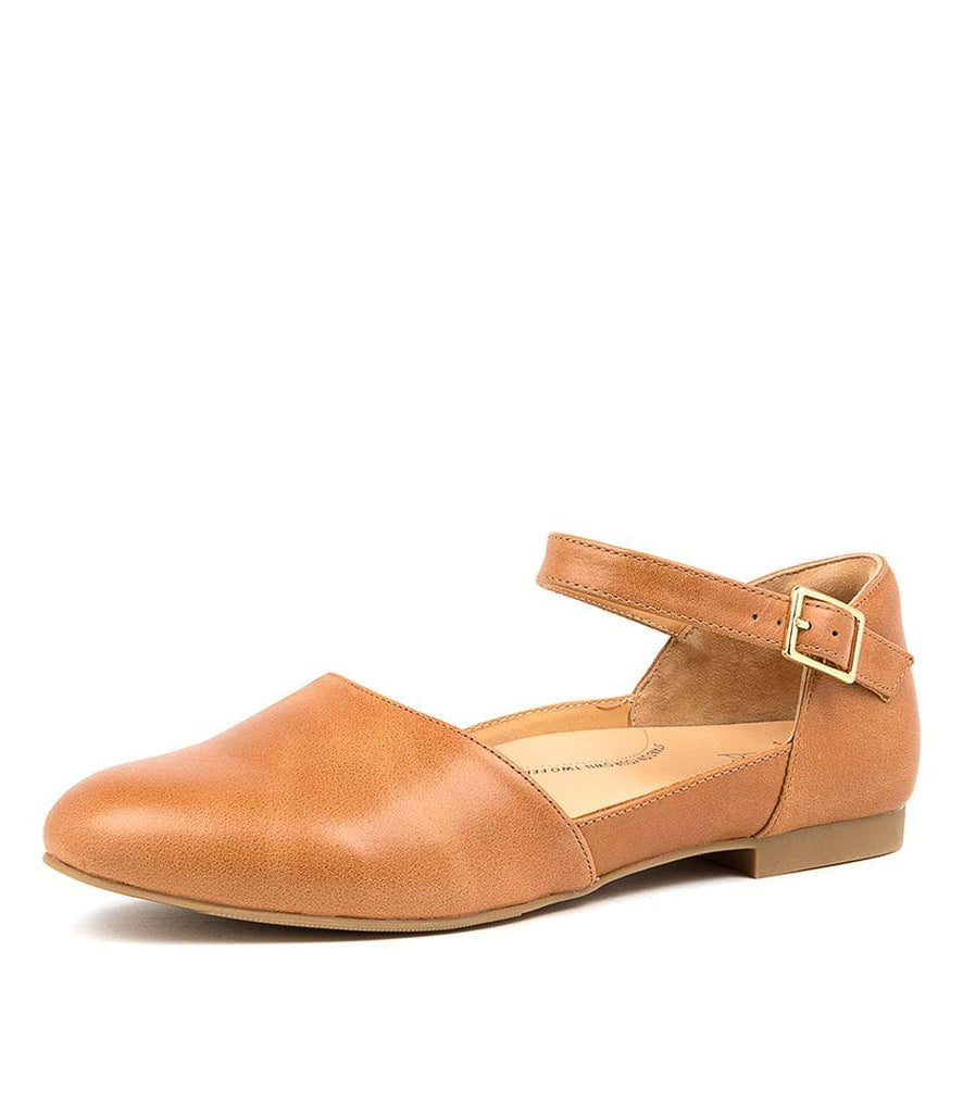 Quarter view Women's Ziera Footwear style name Cavalcade-Xf in Tan Leather. Sku: ZR10498TANLE