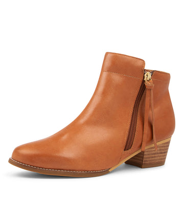 Women's Shoe, Brand Ziera Vendas in Extra Wide Adjustable Fit in Tan Leather shoe image quarter turned